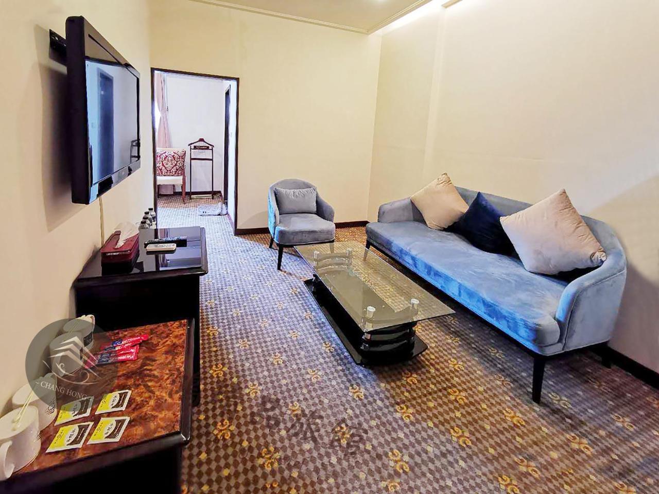 Chang Hong Hotel Jinning Eksteriør bilde