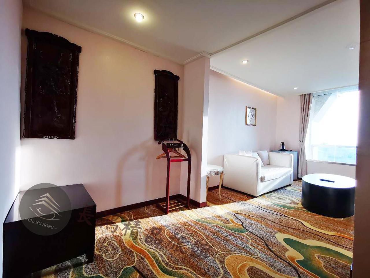 Chang Hong Hotel Jinning Eksteriør bilde